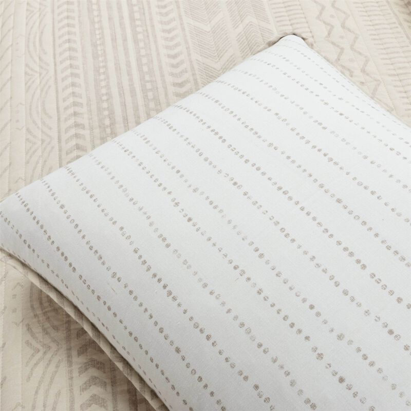 Hivvago King Scandinavian Chevron Beige Tan White Reversible Cotton Quilt Set