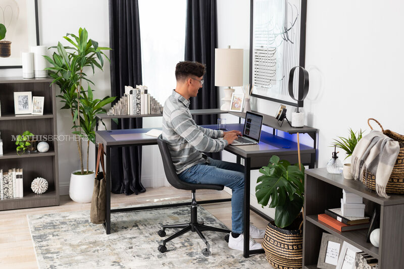 Armless Swivel Desk Chair