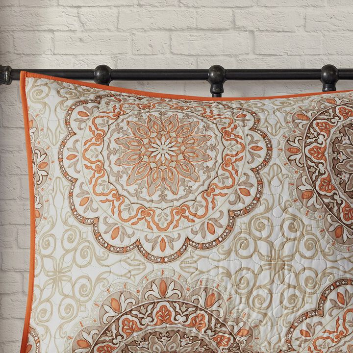 Gracie Mills Lilly 6 Piece Medallion Reversible Quilt Set with Decorative Pillows