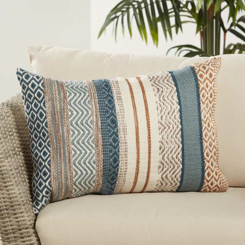 Isko Lumbar Pillow