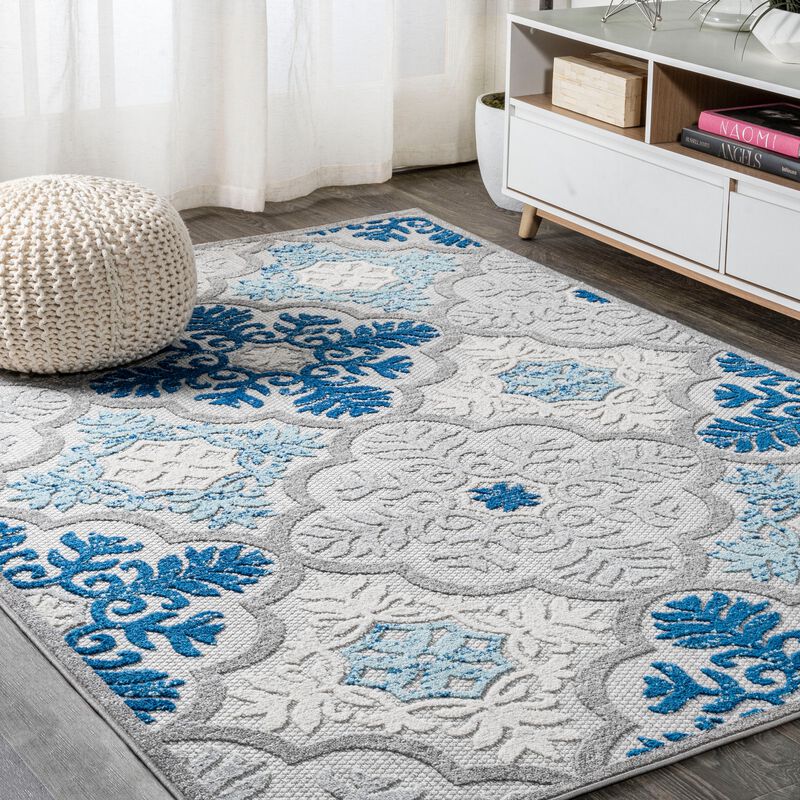 Cassis Ornate Ogee Trellis High-Low Indoor/Outdoor Area Rug