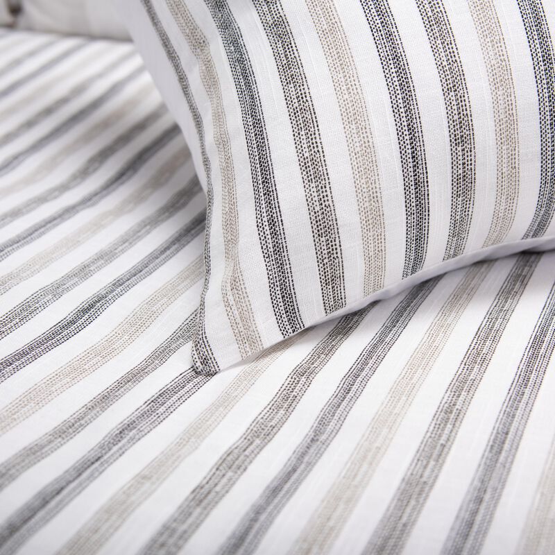 92" x 96" Queen Comforter Set