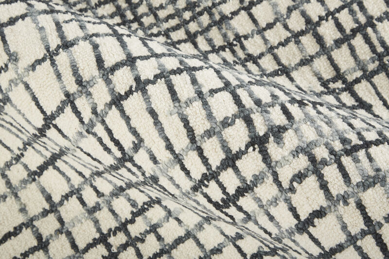 Maddox 8630F Ivory/Gray/Black 8' x 10' Rug