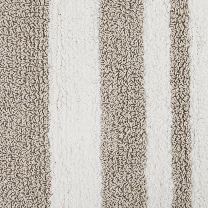 Gracie Mills Cecelia Casual Stripes Cotton Reversible Bath Rug  - 20x30"