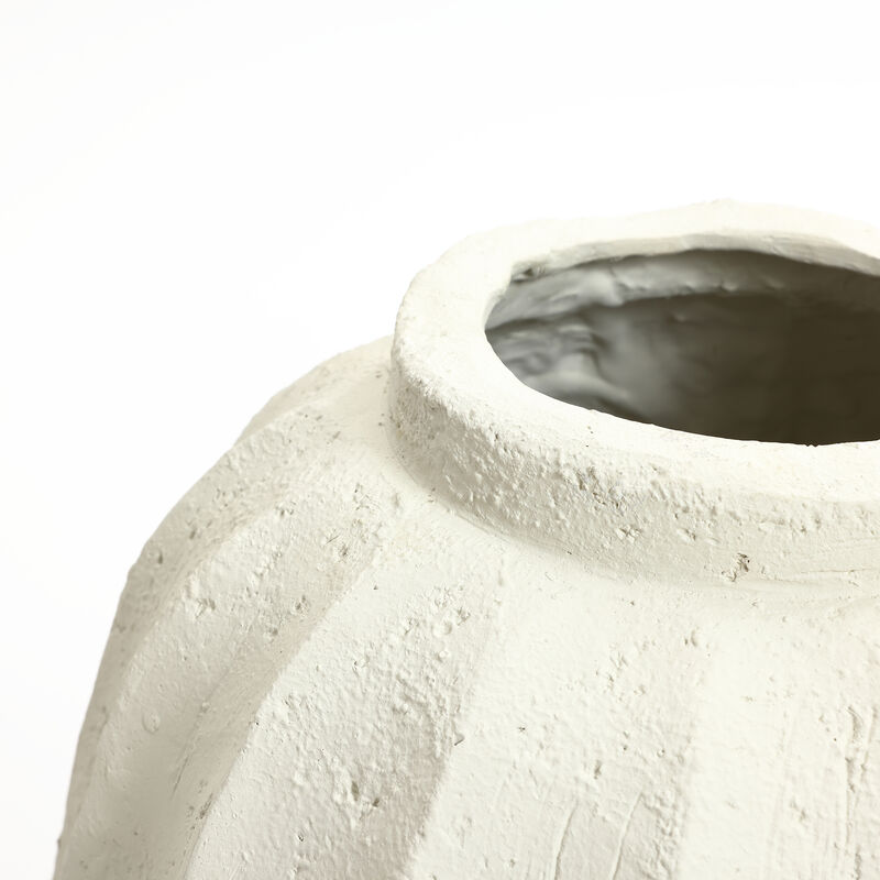 LuxenHome Off White MgO Round Modern Fluted Vase