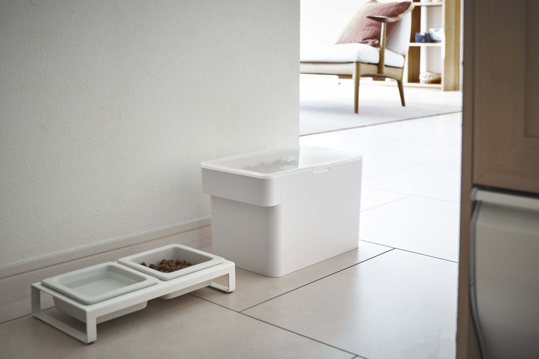 Airtight Pet Food Container - Three Sizes