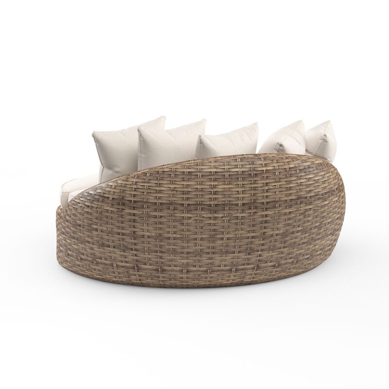 Havana Round Daybed