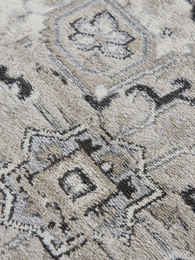 Encore EN7351 8' x 10' Rug
