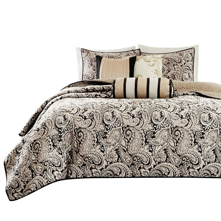 Gracie Mills Thornton 6-Piece Jacquard Quilt Set with Cozy Throw Pillows