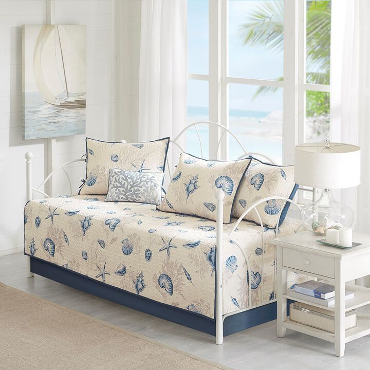 Gracie Mills Villanueva 6-Piece Reversible Daybed Cover Set