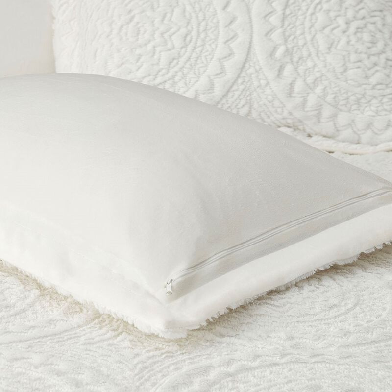Gracie Mills Blum Faux Fur Medallion Duvet Cover Set