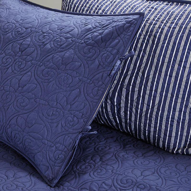 Belen Kox Quebec Reversible Daybed Cover Set, Belen Kox
