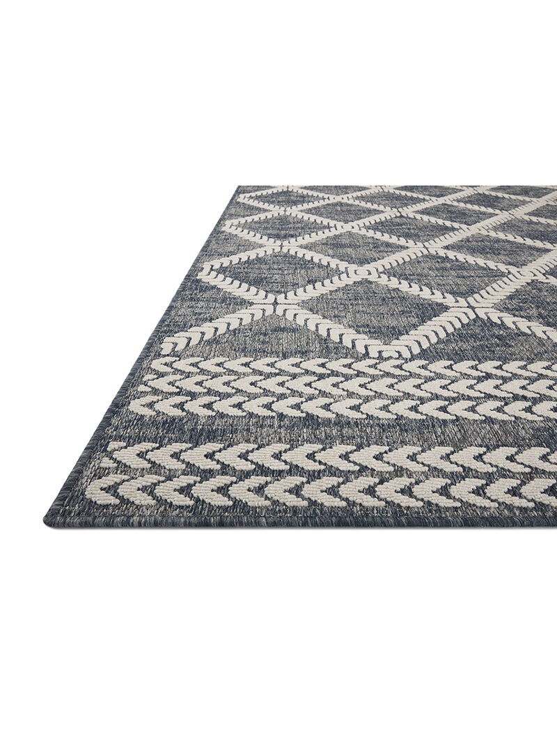 Rainier RAI05 Denim/Ivory 3'11" x 5'11" Rug
