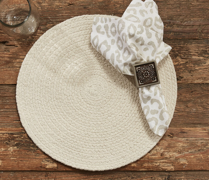 Split P Beige Essex Round Placemat Set of 4
