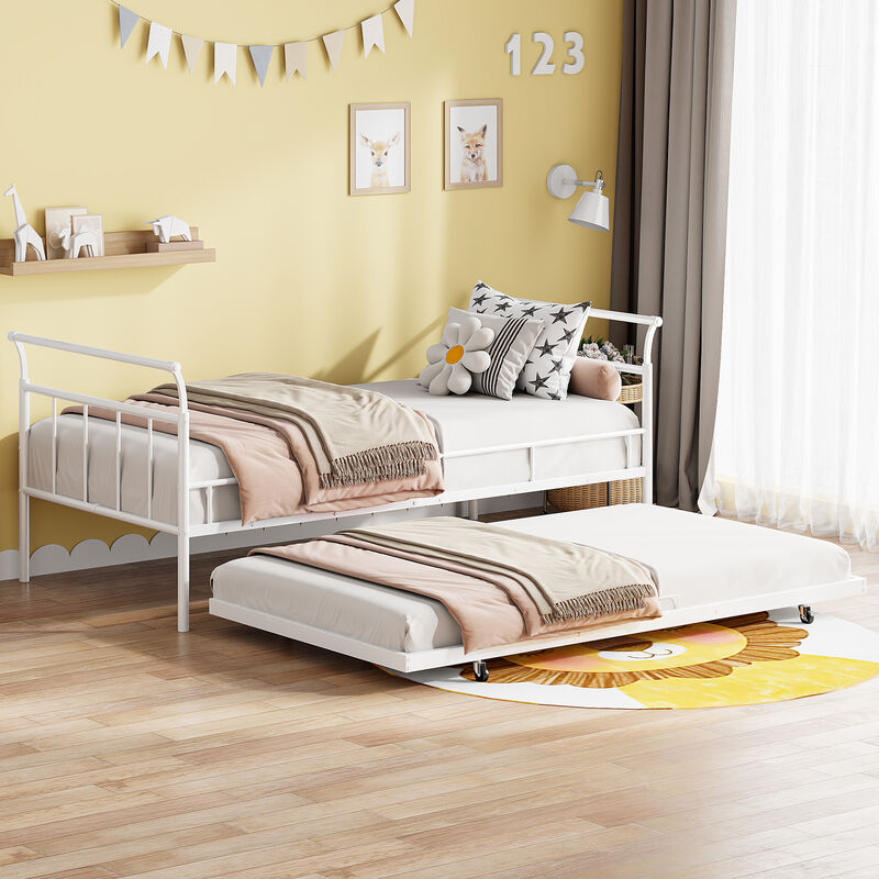 Merax Metal Frame Daybed with Trundle