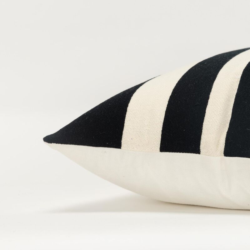 T21514 Pillow