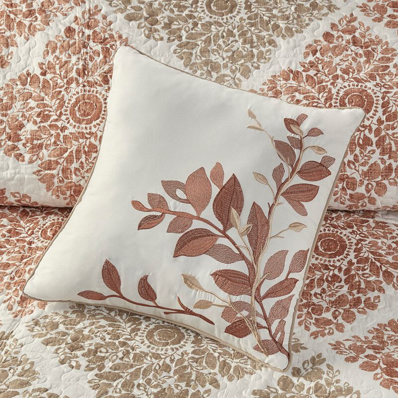 Gracie Mills Mitchell 6-Piece Reversible Quilt Set and Coordinating Throw Pillows