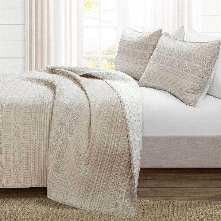 Hivvago King Scandinavian Chevron Beige Tan White Reversible Cotton Quilt Set