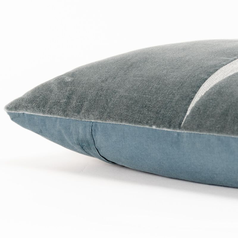 20" x 20" Poly Filled Pillow