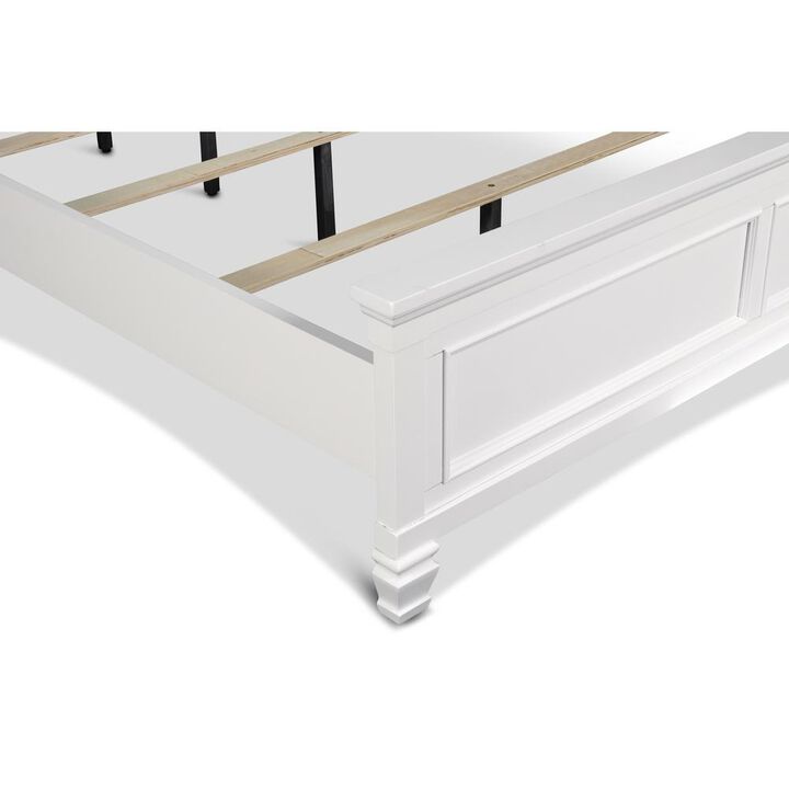 New Classic Furniture Furniture Tamarack Contemporary Solid Wood 5/0 Q Bed in White