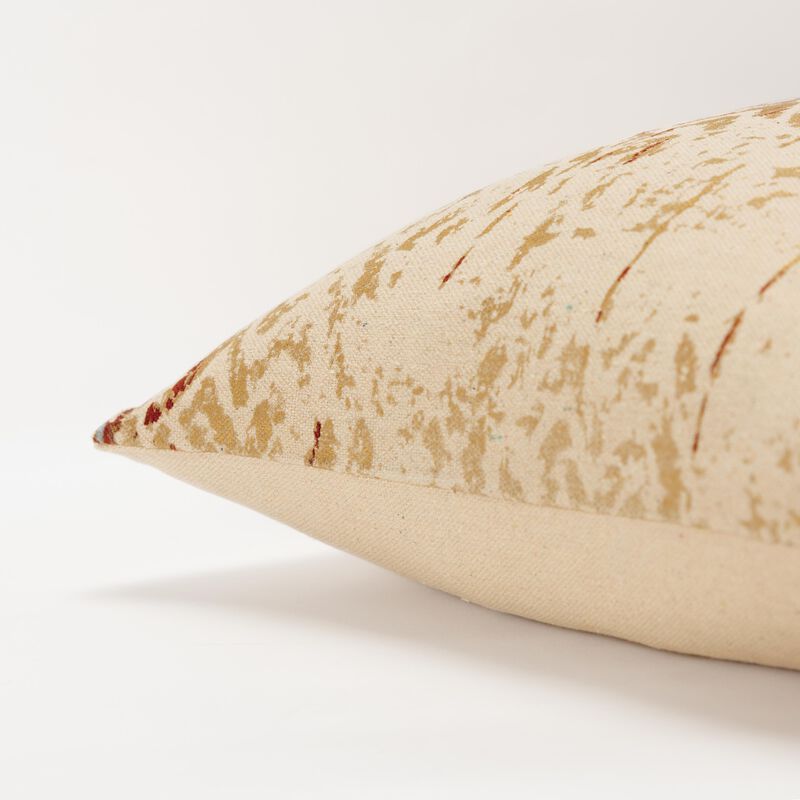 T16343 Pillow
