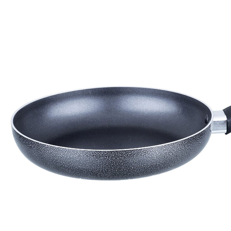 Brentwood 8 Inch Non-Stick Aluminum Frying Pan in Black