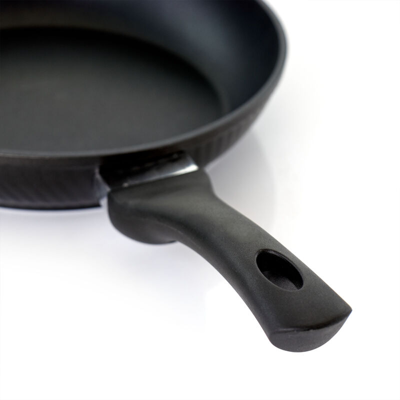 Oster Kono 9.5 Inch Aluminum Nonstick Frying Pan in Black with Bakelite Handles