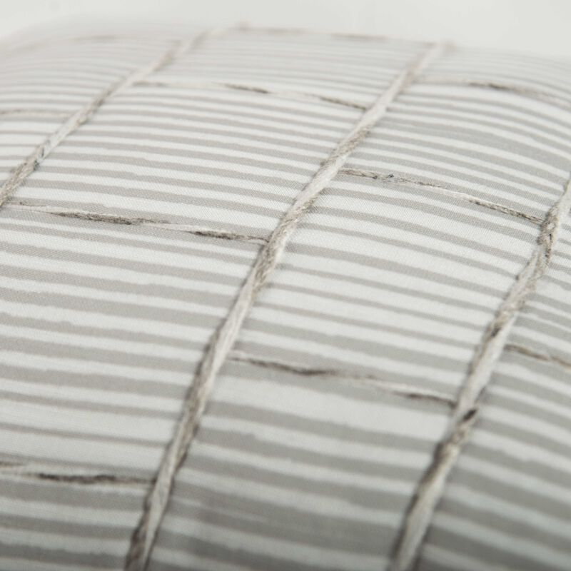 T22488 Pillow