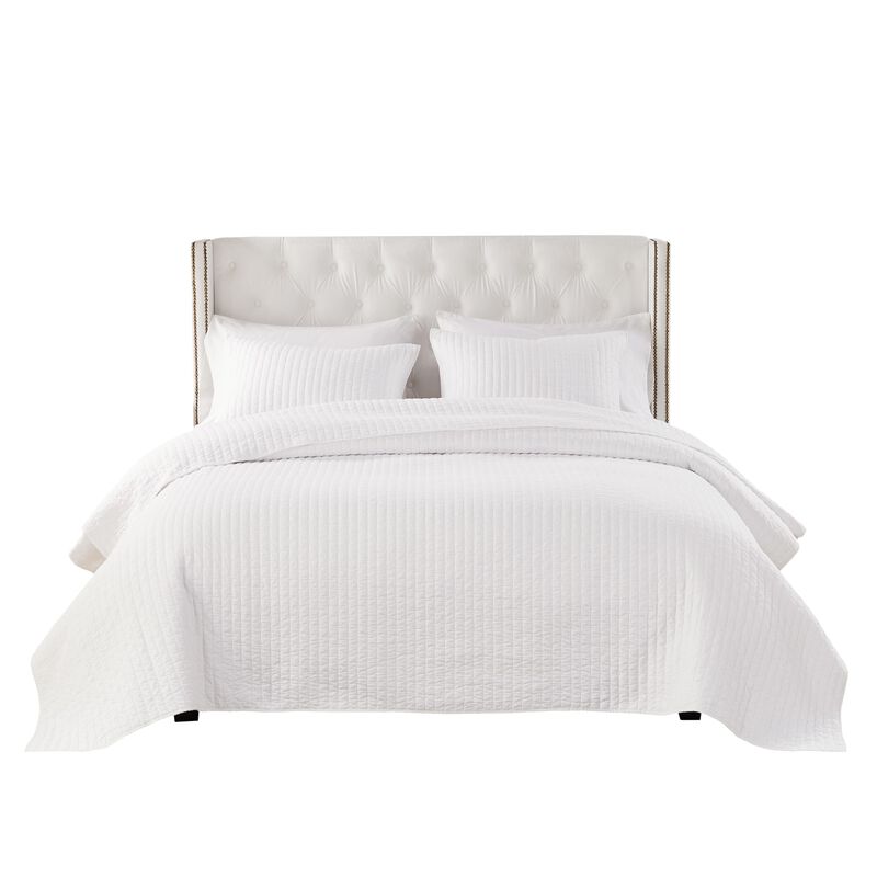Xumi 3pc Full Queen Quilt and Pillow Sham Set, Channel Style Antique White