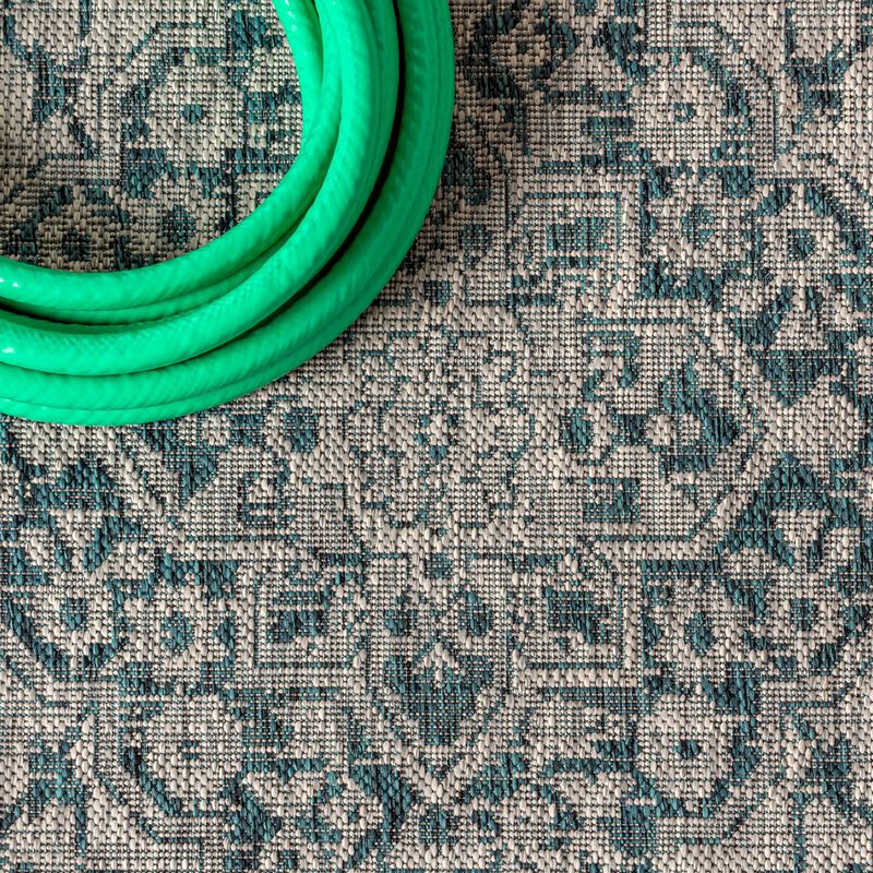 Rozetta Boho Medallion Textured Weave Gray/Black. Indoor/Outdoor Runner Rug