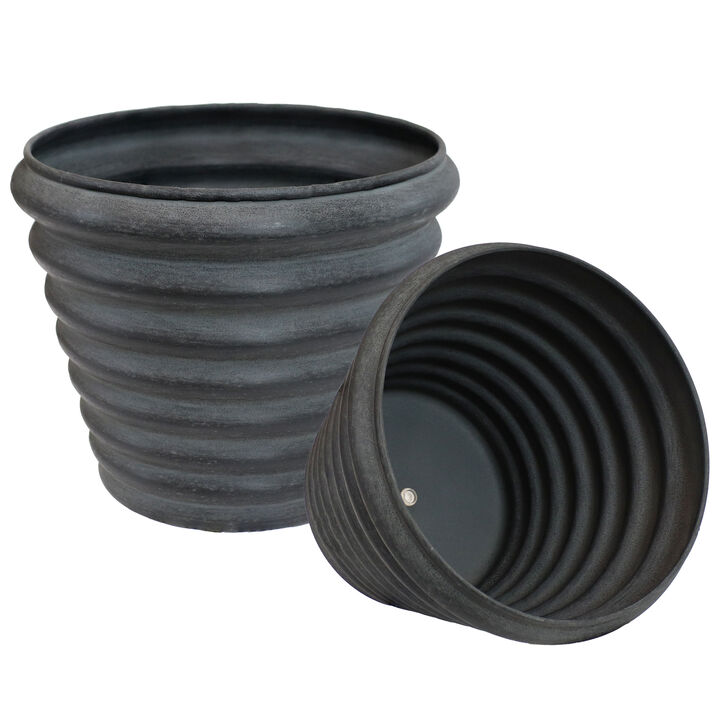 Molly Metal Outdoor Planter Set of 2