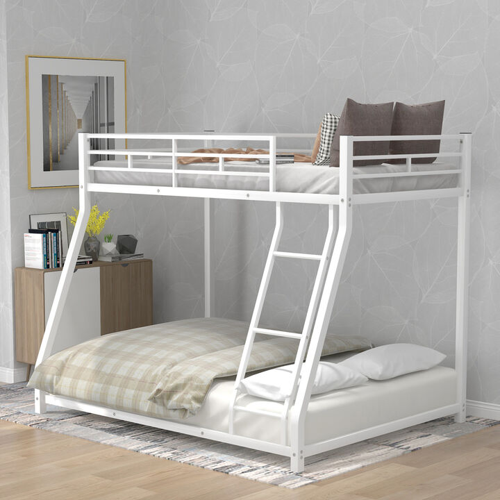 Metal Floor Bunk Bed, Twin Over Full, White