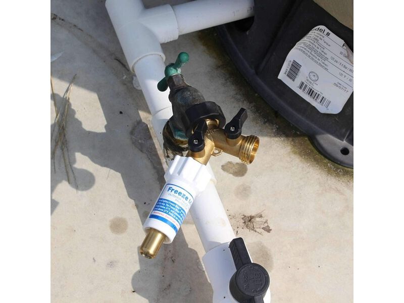 Blue Penguin Freeze Miser® & 2-Way Y Valve Shut-Off ¾ Inch Brass Hose Connector