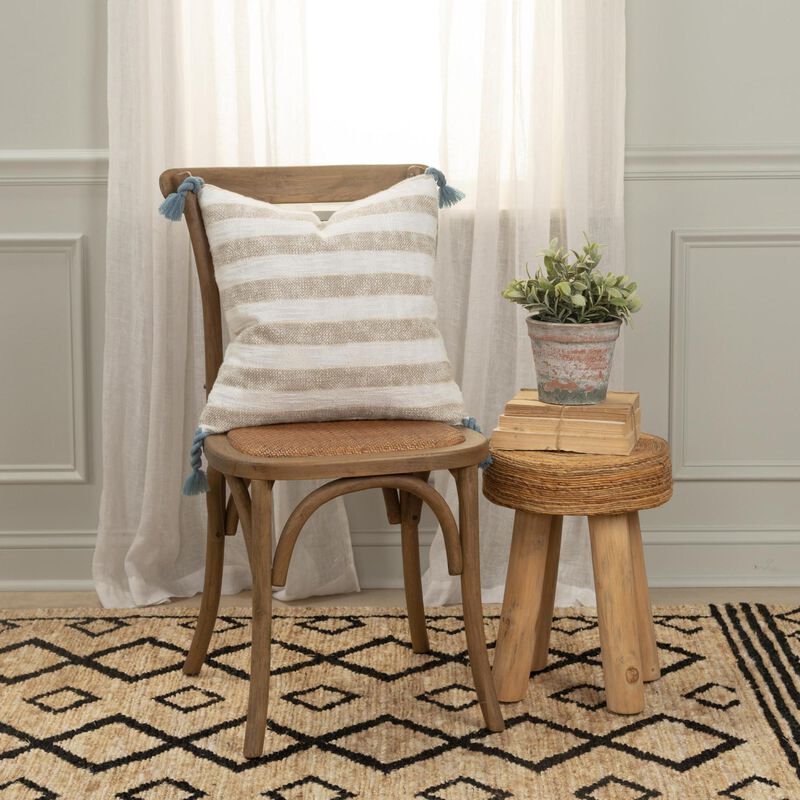 T20561 Pillow