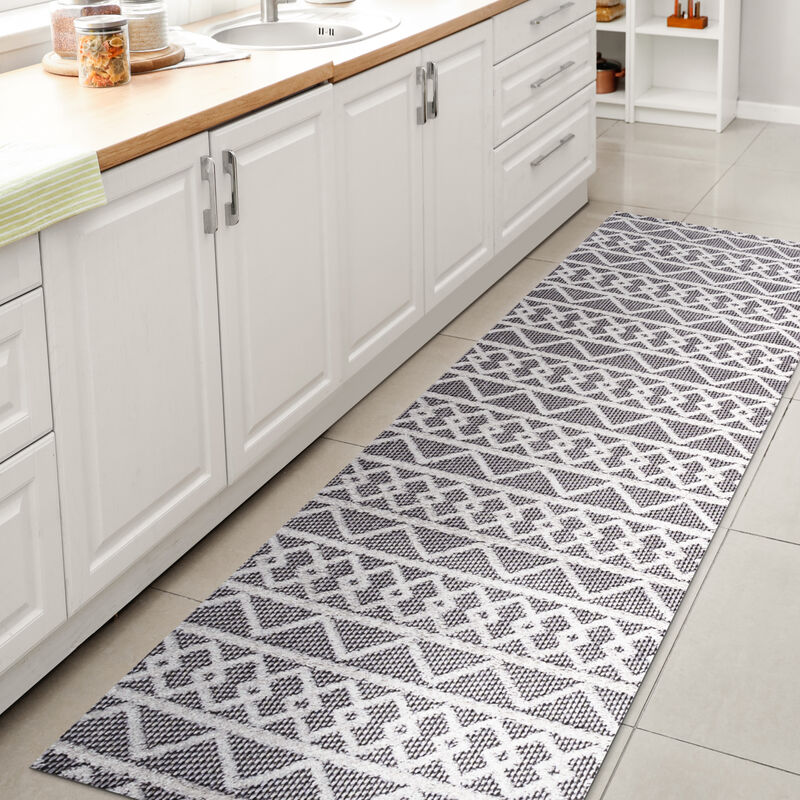 Aylan High-Low Pile Knotted Trellis Geometric Indoor/Outdoor Area Rug