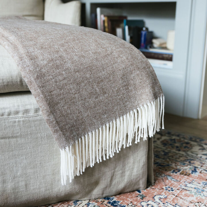 Bamboo Herringbone Tassel Throw