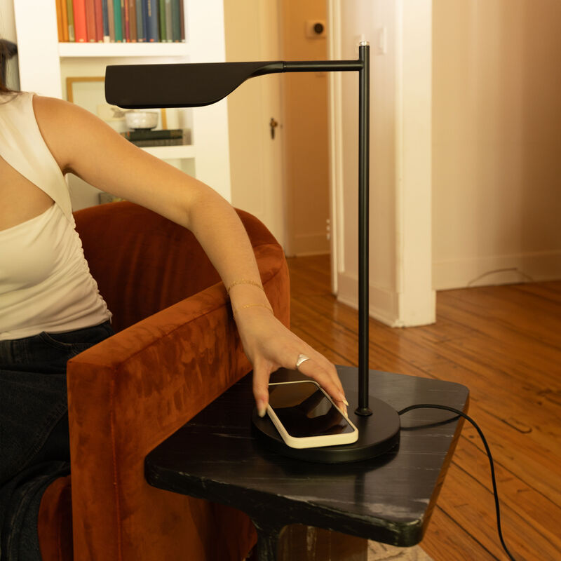 Leaf LED Table Lamp