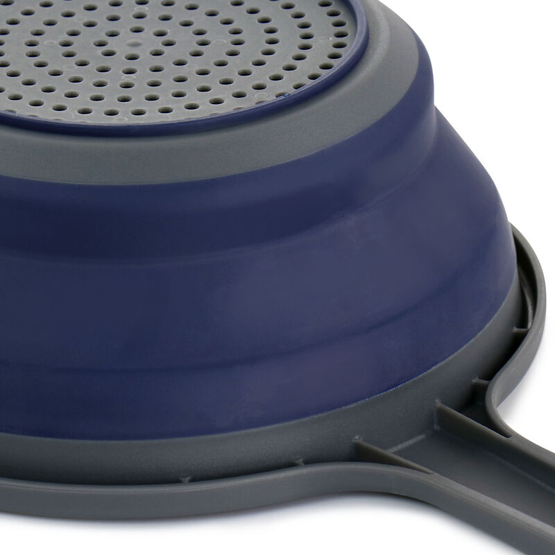 Oster Bluemarine Collapsible Polypropylene Colander with Handle in Navy