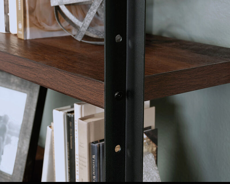 Briarbrook Utility Hutch