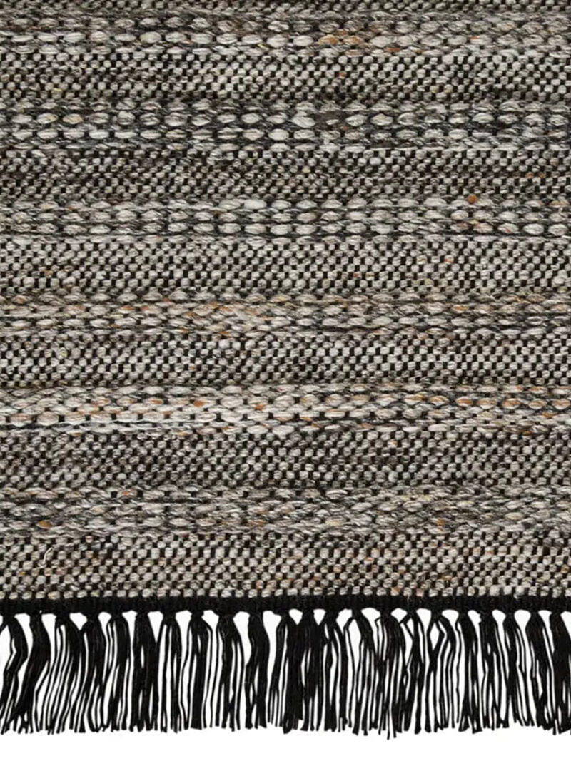 Castillo Torre Black 8' X 10' Rug
