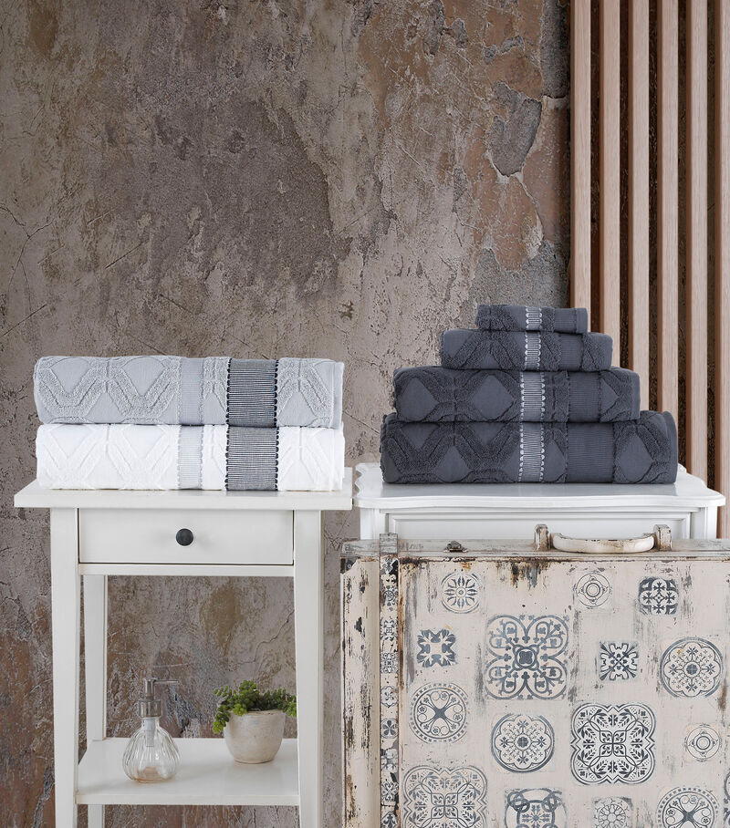 Brooks Brothers Large Square Bath Mat