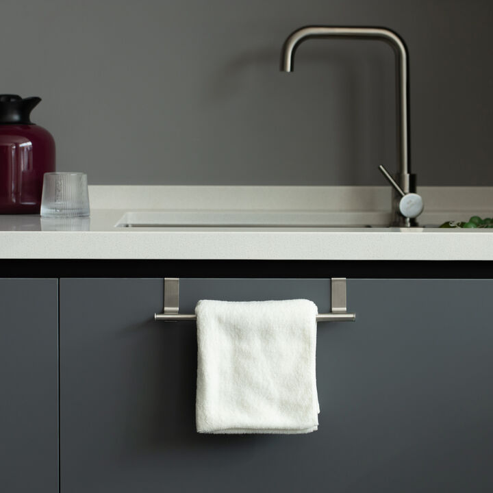 Chrome Over the Door Extendable Towel Holder Rack for the Kitchen, Vanity, and Bathroom