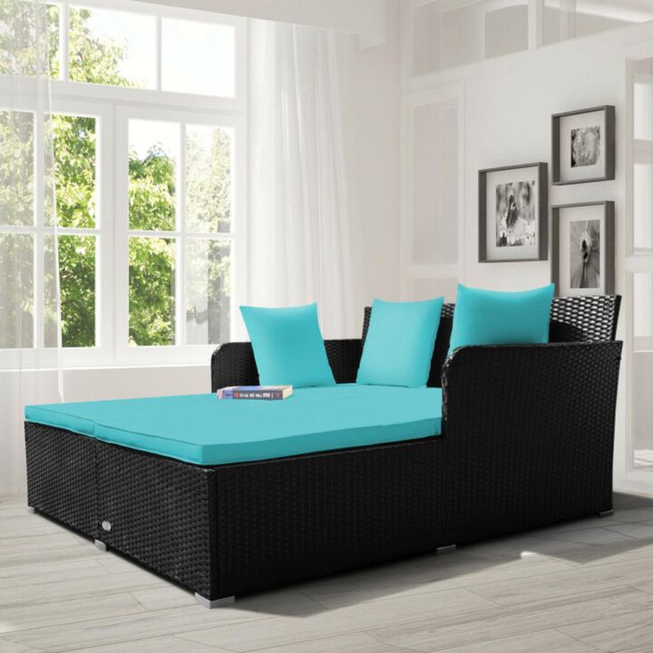 Hivvago Spacious Outdoor Rattan Daybed with Upholstered Cushions and Pillows