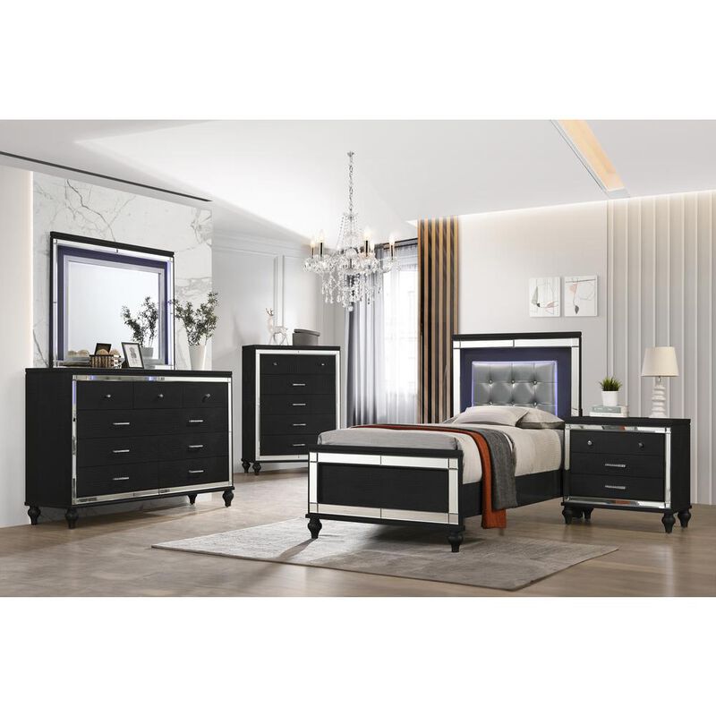 New Classic Furniture Valentino 4/6 Full Bed - Black