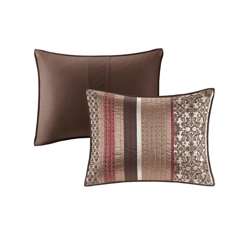 Gracie Mills Irmgard 5-Piece Reversible Jacquard Quilt Set with Throw Pillows