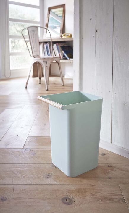 Trash Can
