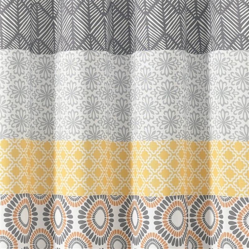 Modern Boho Shower Curtain – Damask Floral Pattern on Water-Resistant Polyester Fabric