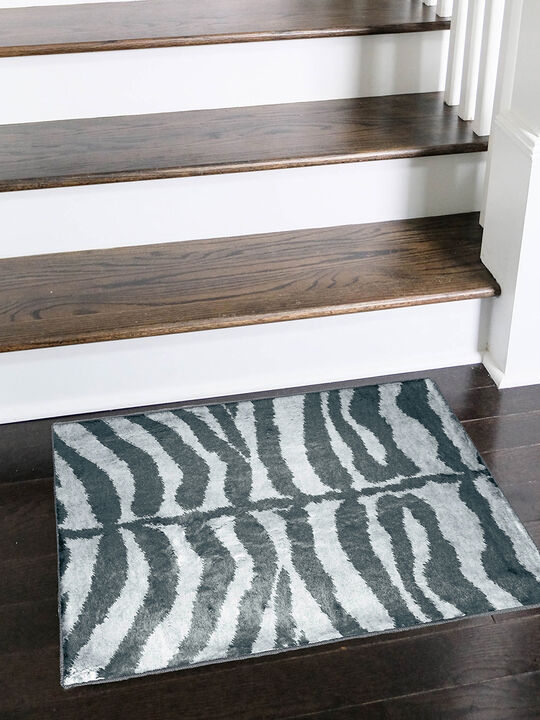 Akina AK1 Flannel 20" x 30" Rug
