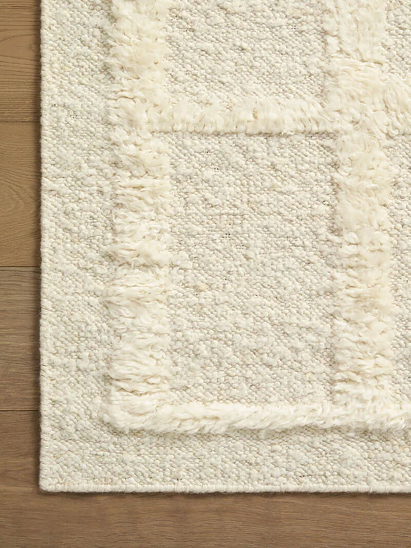 Cassian CAI01 Ivory 4' x 6' Rug