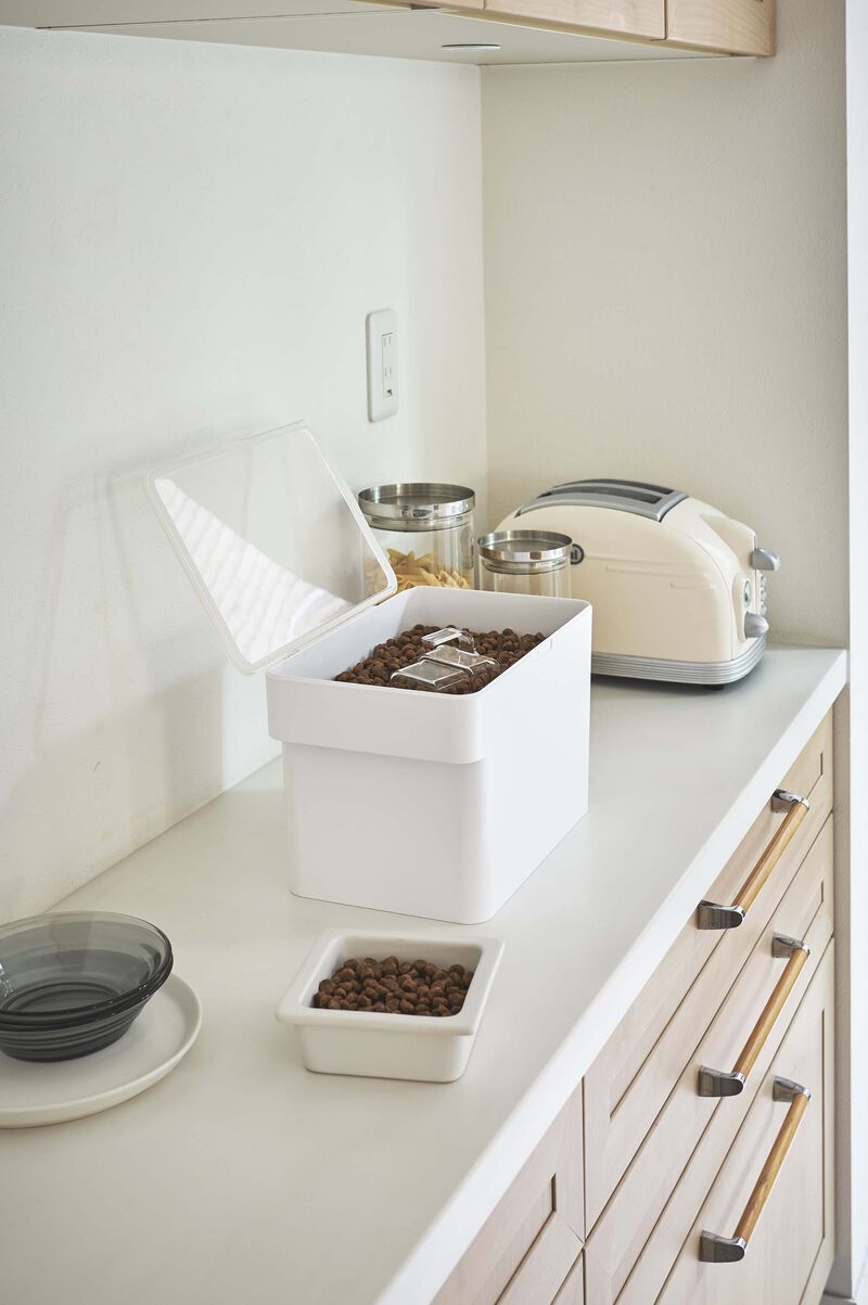 Airtight Pet Food Container - Three Sizes